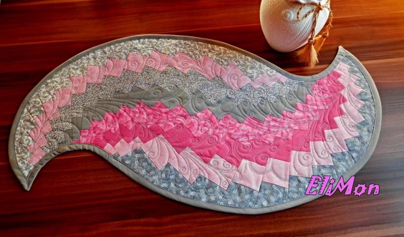 Patchworkové pravítko Wedge Ruler Bargello