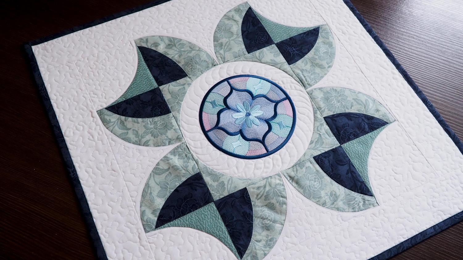 Patchwork SET Crossroads