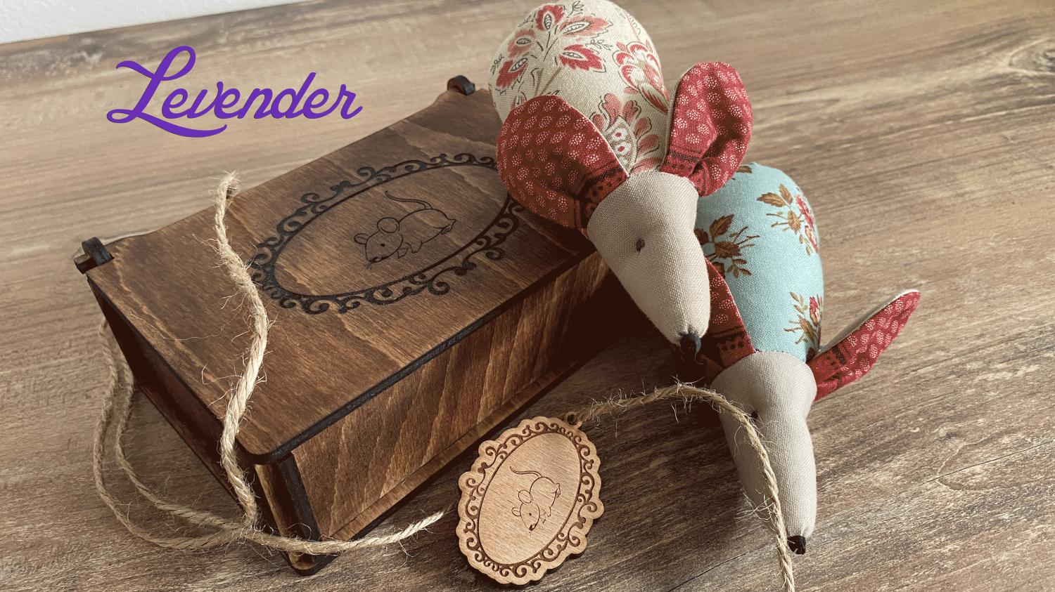 PDF instructions for the mouse with wooden box and pendant.